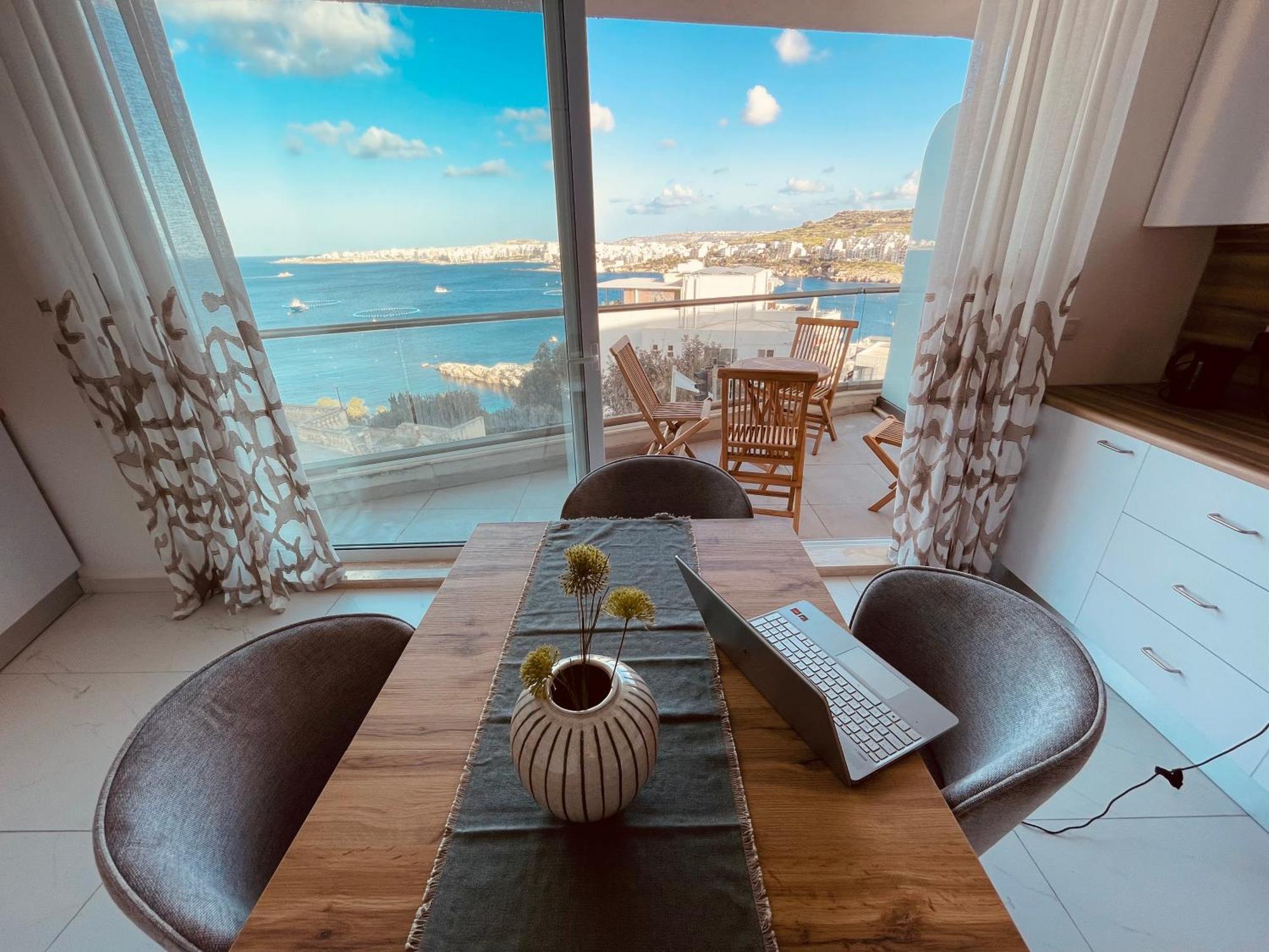 Blu Mar Sea View Apartments Σεντ Πόλς Μπέι Εξωτερικό φωτογραφία