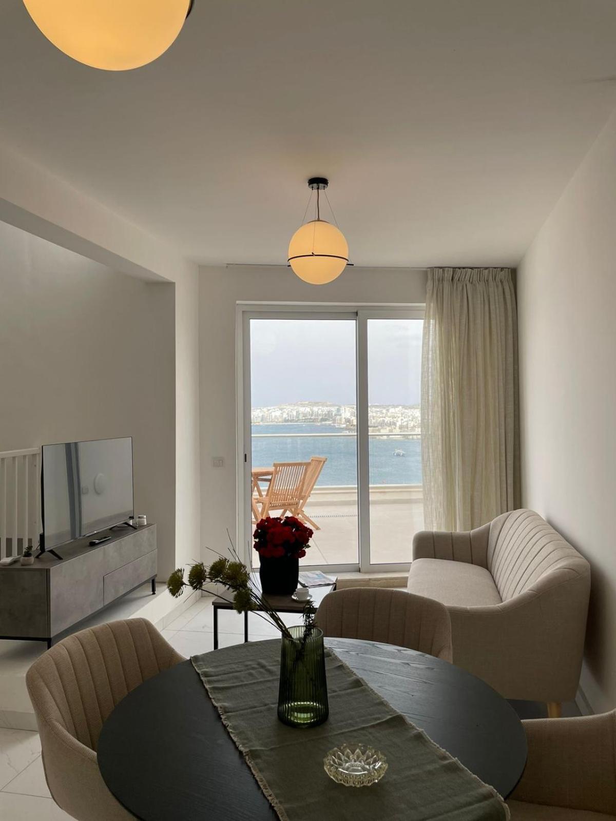 Blu Mar Sea View Apartments Σεντ Πόλς Μπέι Εξωτερικό φωτογραφία