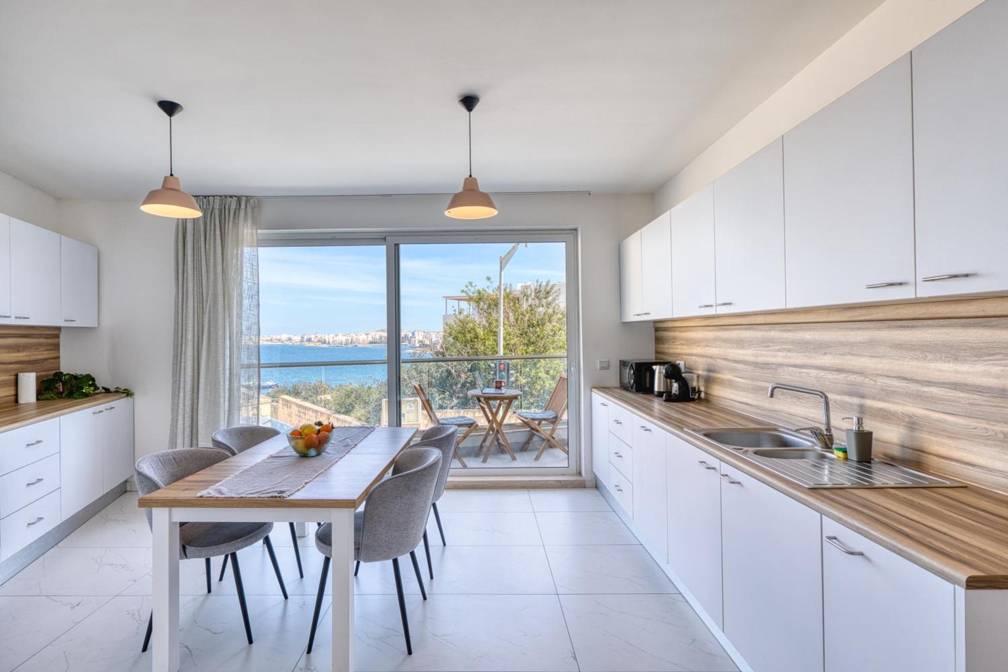 Blu Mar Sea View Apartments Σεντ Πόλς Μπέι Εξωτερικό φωτογραφία