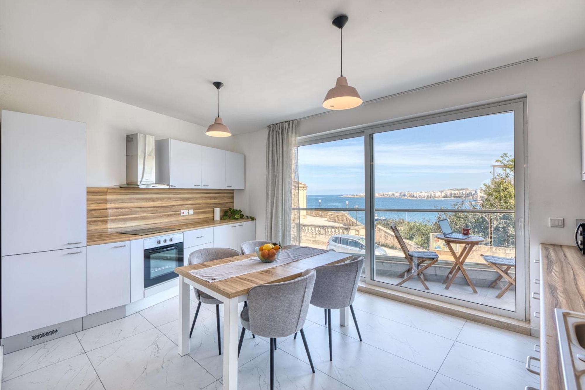 Blu Mar Sea View Apartments Σεντ Πόλς Μπέι Εξωτερικό φωτογραφία